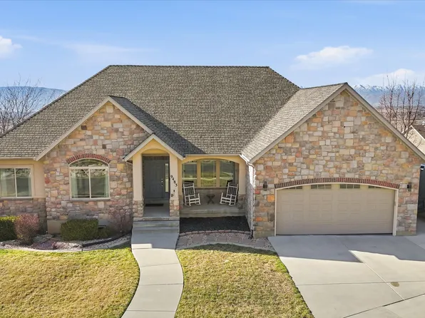 9483 N Avanyu Dr, Cedar Hills, UT 84062