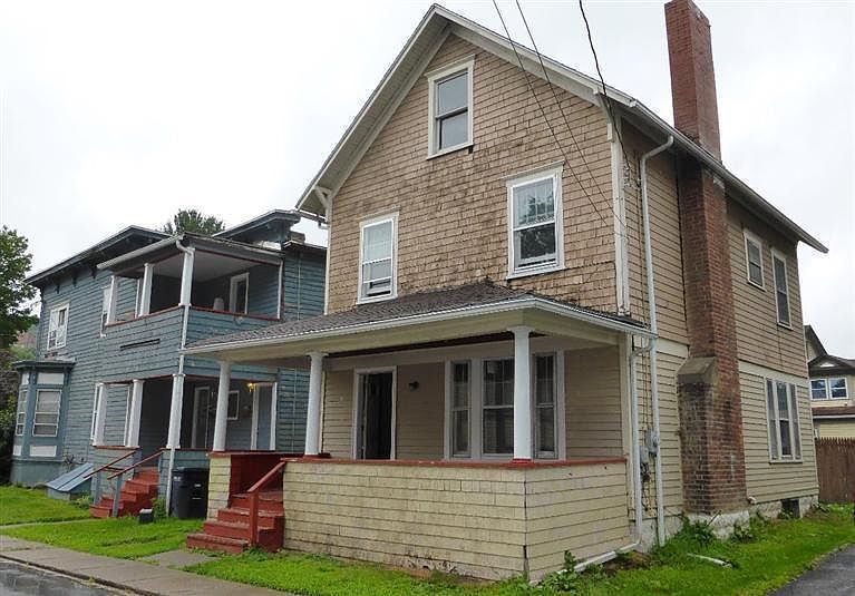 1st image of 1 Lawn Ave