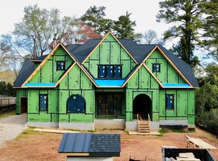 3422 Redbud Ln, Raleigh, NC 27607