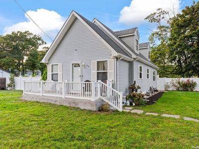 17 Orient Road, Mastic Beach, NY, 11951