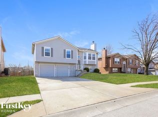 217 NW 112th Ter, Kansas City, MO 64155