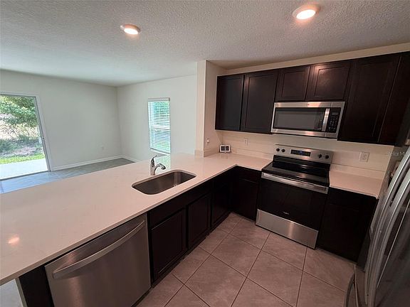 5th image of 6609 SW 81st Loop