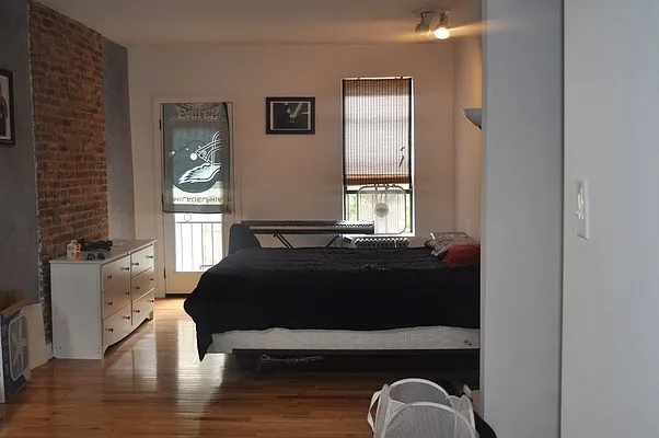 Rented by Sky Management | media 55