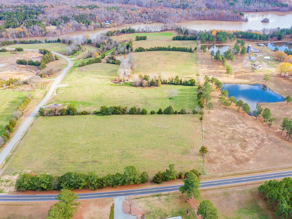 2nd image of LOT 1 Miles Chapel Rd Lot 1