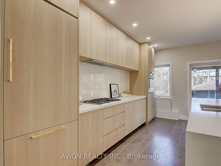 46 Braemar Ave — Photo 12