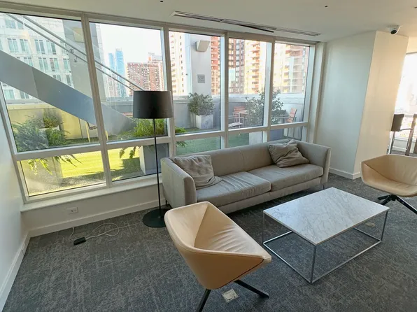 350 West 42nd Street image 26 of 33