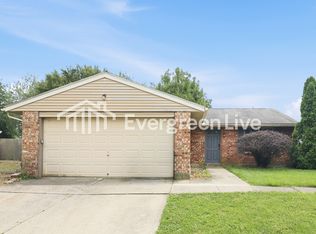 5738 Waynegate Rd, Dayton, OH 45424
