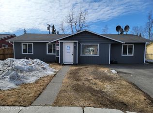 332 Park St, Anchorage, AK 99508