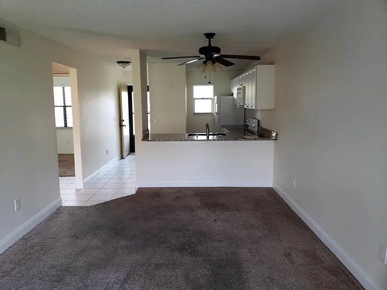 700 W Pope Rd #L91 — Photo 3