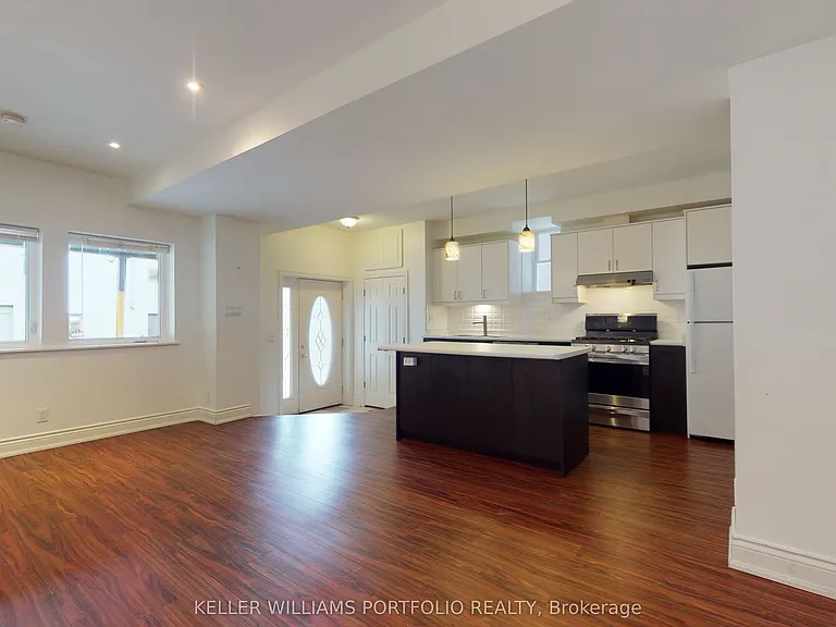 546 Eglinton Ave E #5 — Photo 16