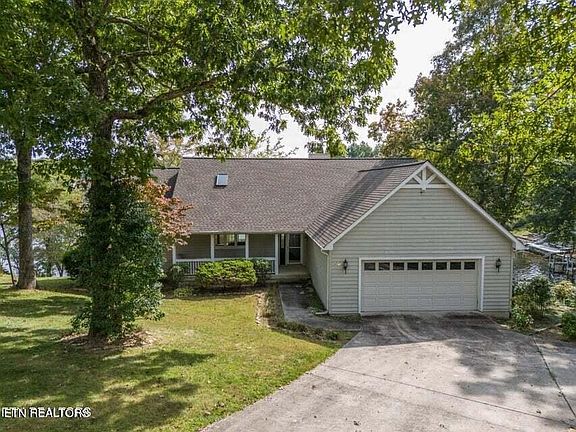 3rd image of 23 Dockside Dr