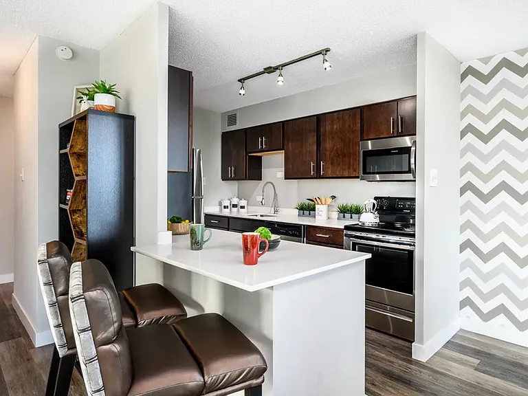 5600-01 N Sheridan Rd #18E — Photo 21