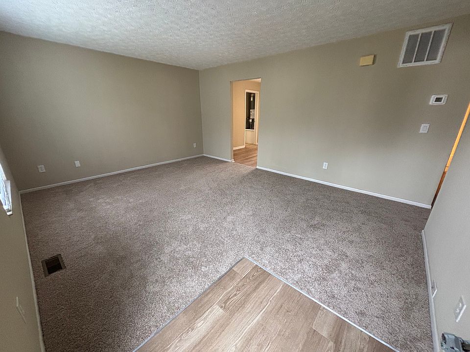 1st image of 1836 Stoneview Ct
