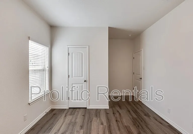 3505 Abraham Dr #2 — Photo 18