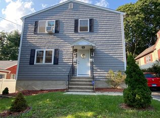 294 Robin St #2, Bridgeport, CT 06606