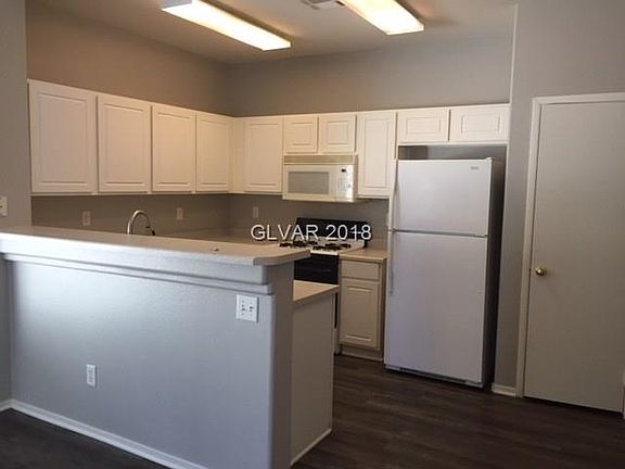 5th image of 6332 Heavy Gorge Ave Unit 102