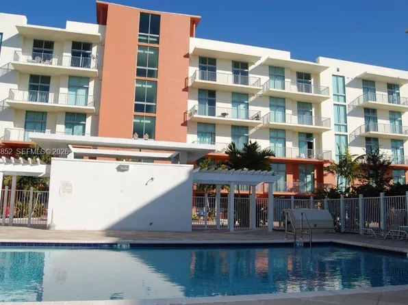 2100 Van Buren St, Hollywood, FL