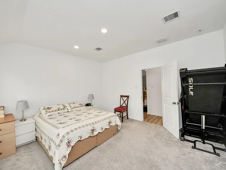21927 Citrus Grove Ct — Photo 27