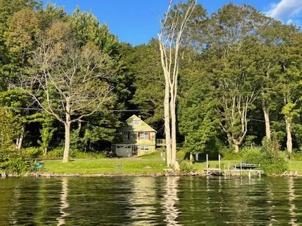 2918 Tuscarora Rd, Erieville, NY 13061