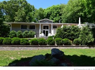 50 Poplar Swamp Rd, Bethany, CT 06524