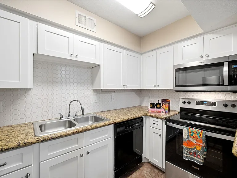 18511 Egret Bay Blvd #609 — Photo 8
