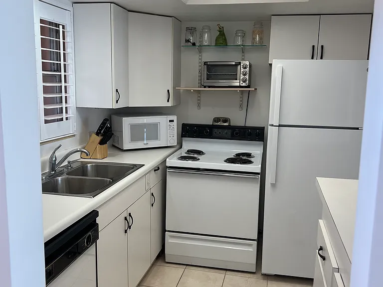 16400 Gulf Blvd #605 — Photo 14