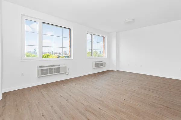 Rented by Nooklyn NYC LLC | media 49