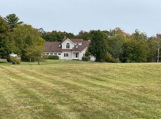 43 Hale Rd, Hubbardston, MA 01452