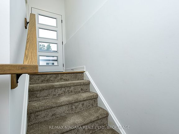 2nd image of 4263 4th Ave