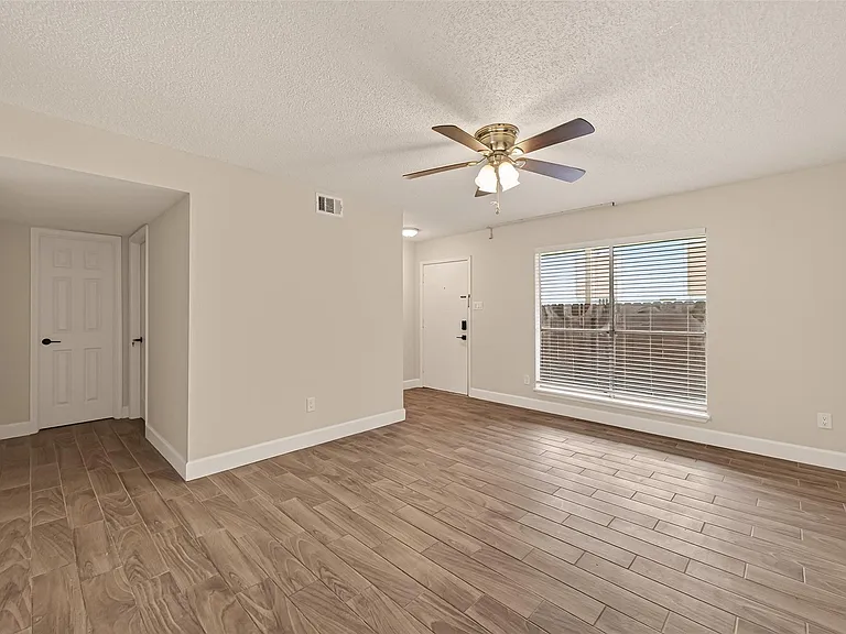7714 Renwick Dr #M68 — Photo 12