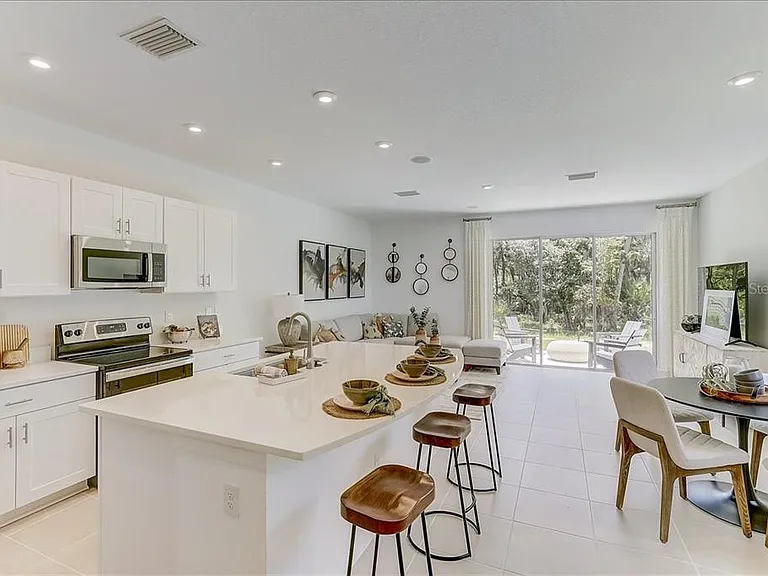 8449 Lunar Skye St — Photo 28