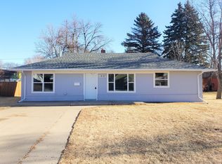 1207 9th Ave SE, Jamestown, ND 58401