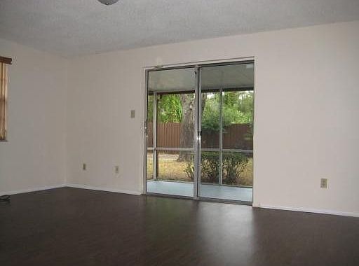 5th image of 835 Okaloosa Ave