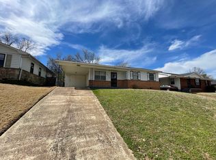 4211 Deerland St, Memphis, TN 38109