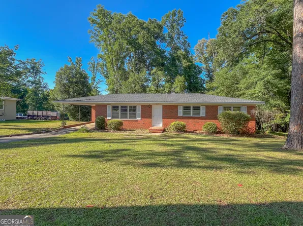307 Brookdale Dr, Dublin, GA 31021