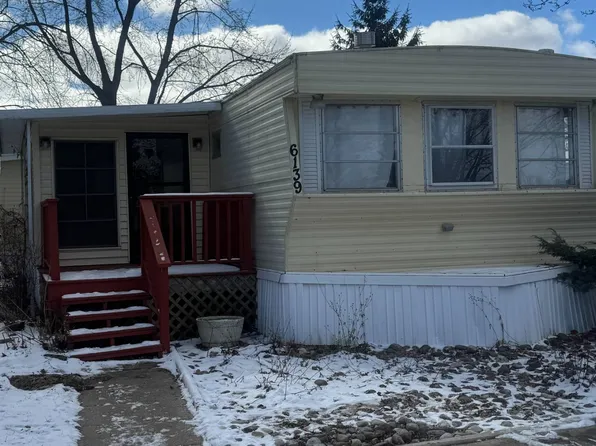 6139 Minosa Dr SE, Grand Rapids, MI 49548