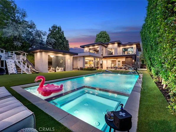 5301 Amestoy Ave, Encino, CA 91316