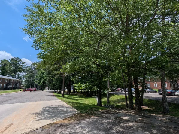 Cottonwood Apartments