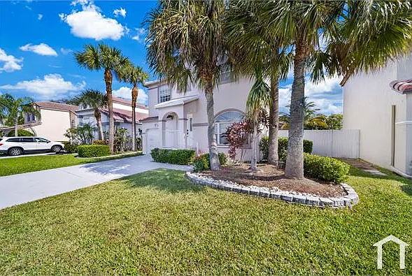 365 NW 153rd Ln — Photo 10