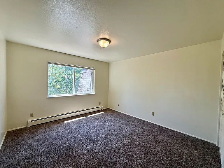 1720 Azalea Ct #7 — Photo 19