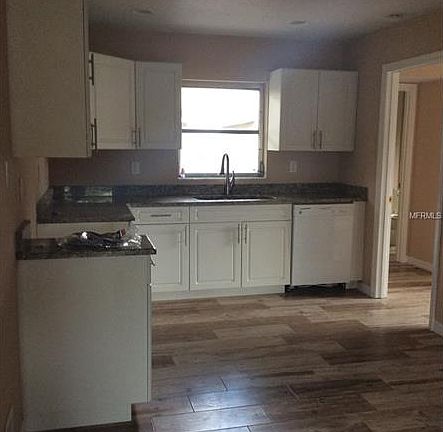 3rd image of 2207 Gordon St