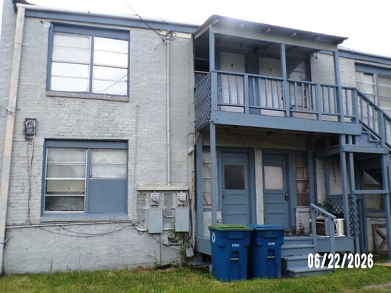 700 N Washington St #4 — Photo 16