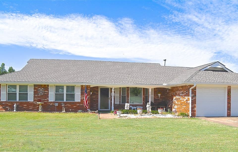 1st image of 1001 E Cherrywood Dr