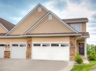 7170 Cody Dr UNIT 800, West Des Moines, IA 50266