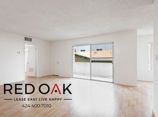 319 1/4 S Clark Dr #104, Los Angeles, CA 90048