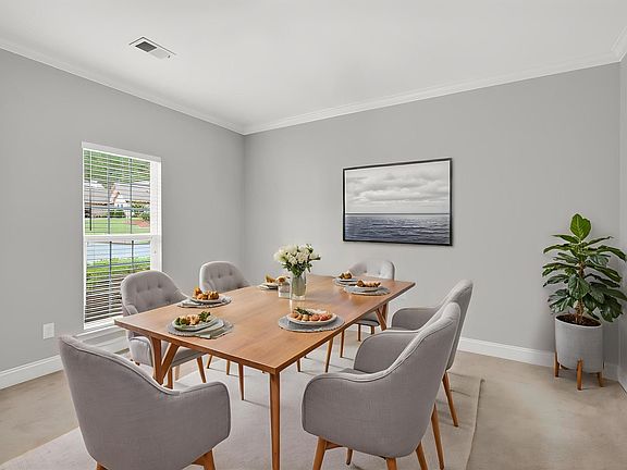 5th image of 150 Blackstone Ct