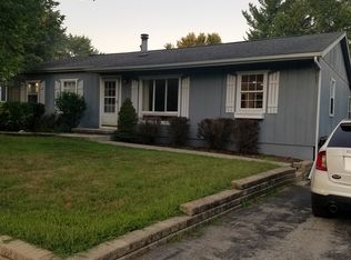 8095 N 2000 East Rd, Downs, IL 61736