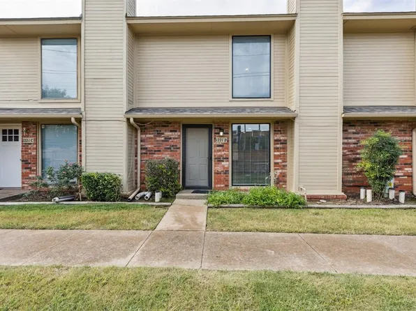1221 Sequoyah St APT D, Edmond, OK 73003