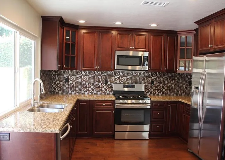 19423 Stefani Ave — Photo 3