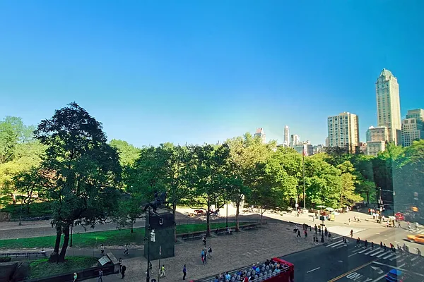 Sold by Corcoran | media 24